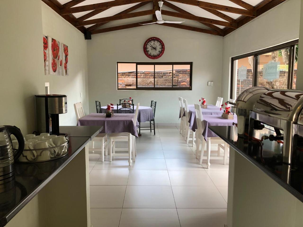 Odelia Guest House Mokopane Exterior foto
