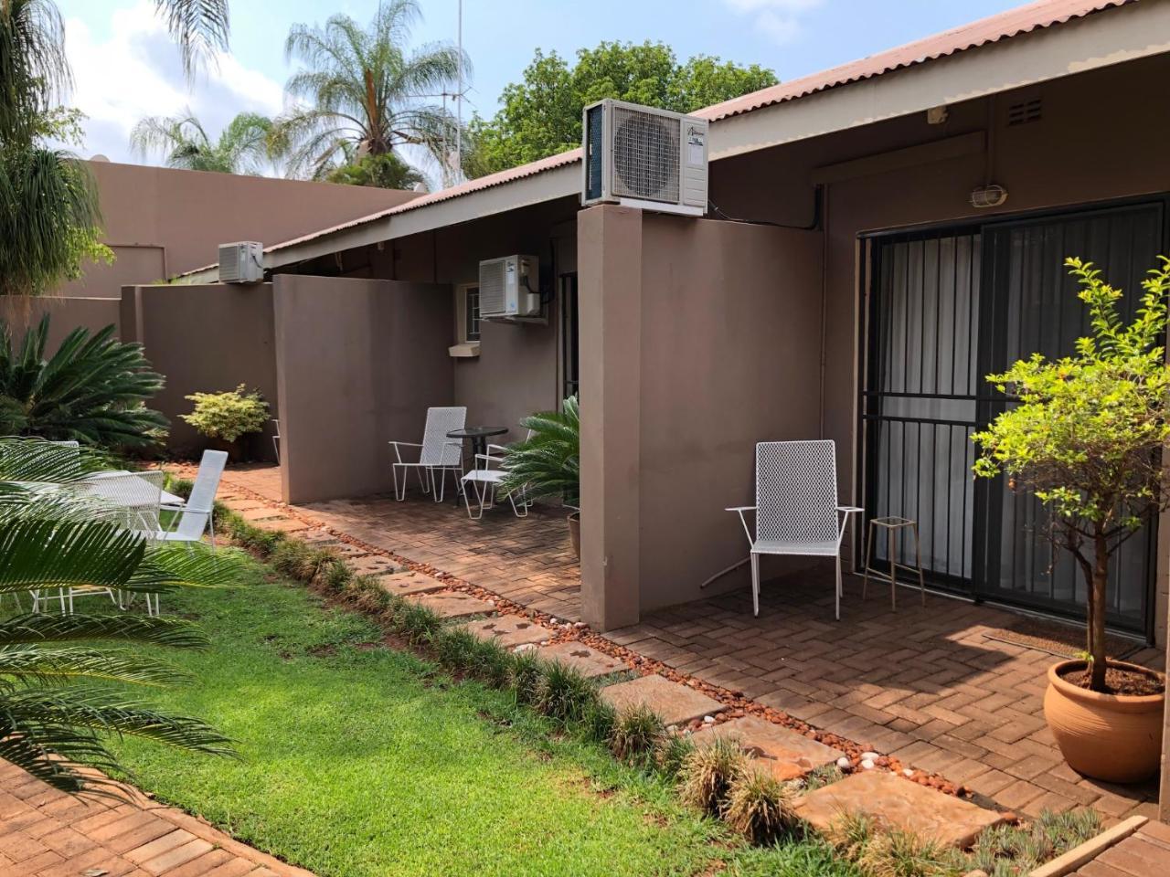 Odelia Guest House Mokopane Exterior foto